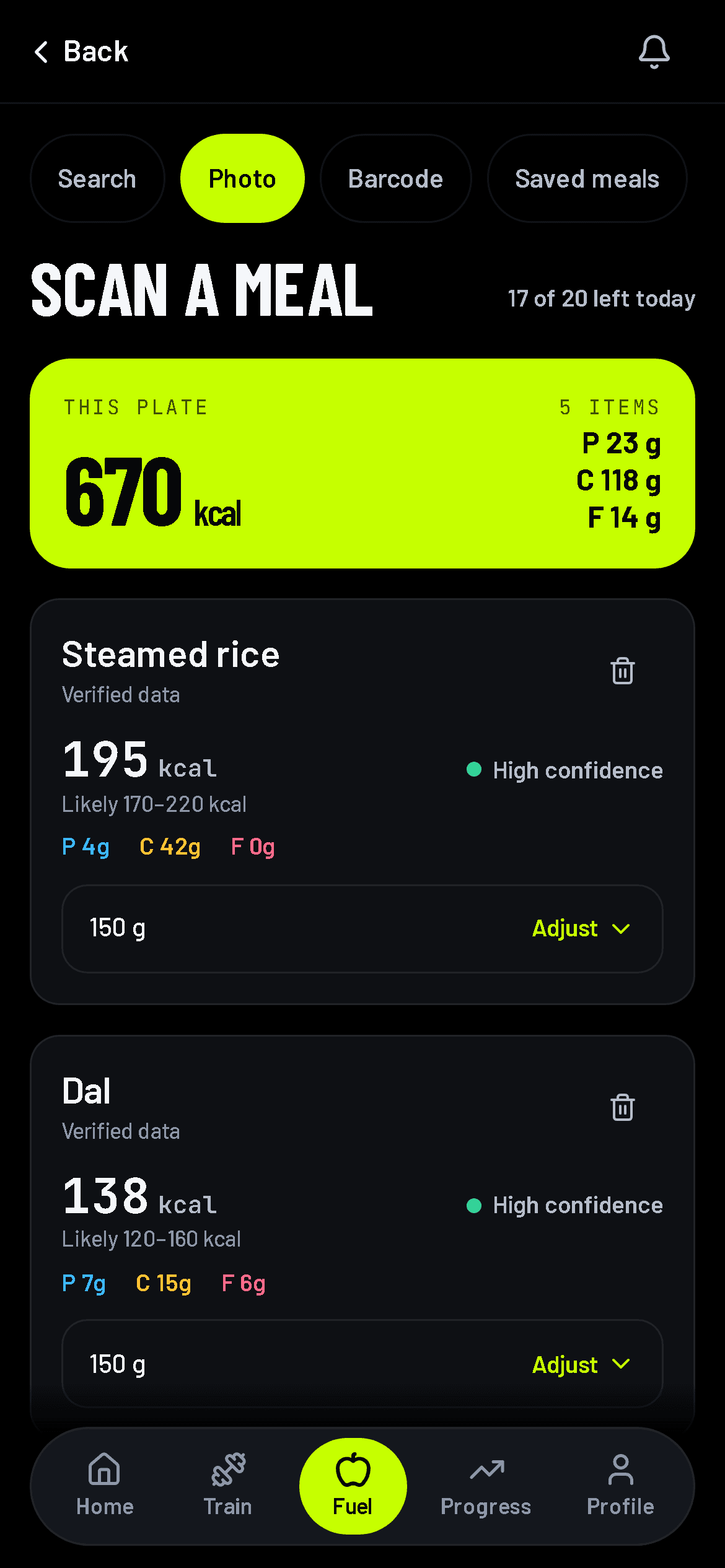 The meal scan result for a plate of dal, rice, roti and vegetables: 670 calories for the plate, with steamed rice and dal each marked verified data and showing protein, carbs and fat